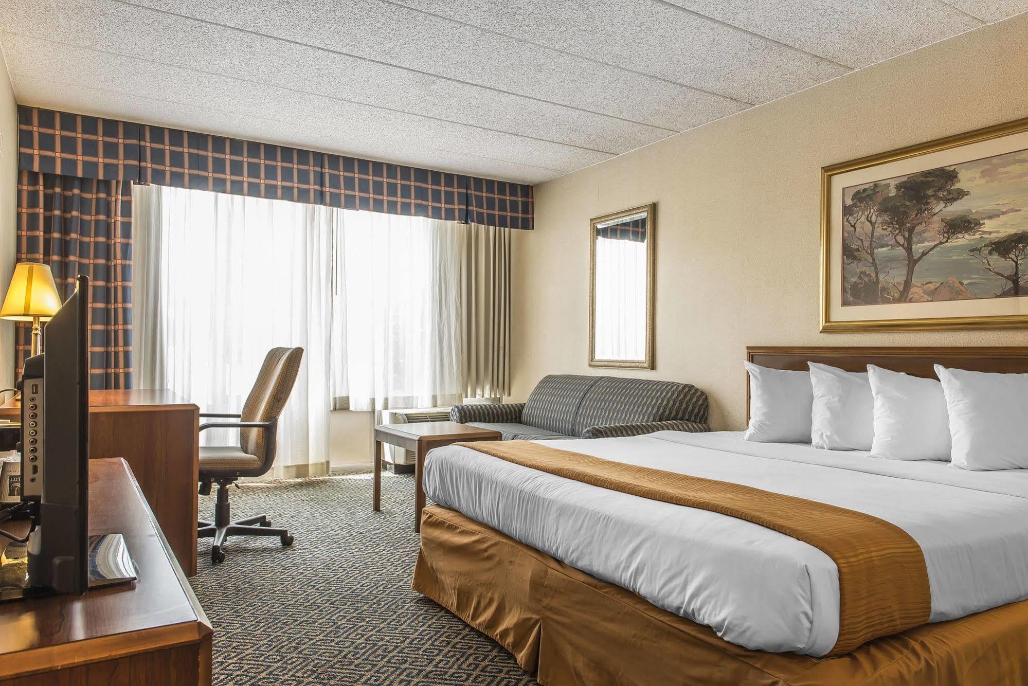 Quality Inn And Conference Center Springfield Exteriör bild