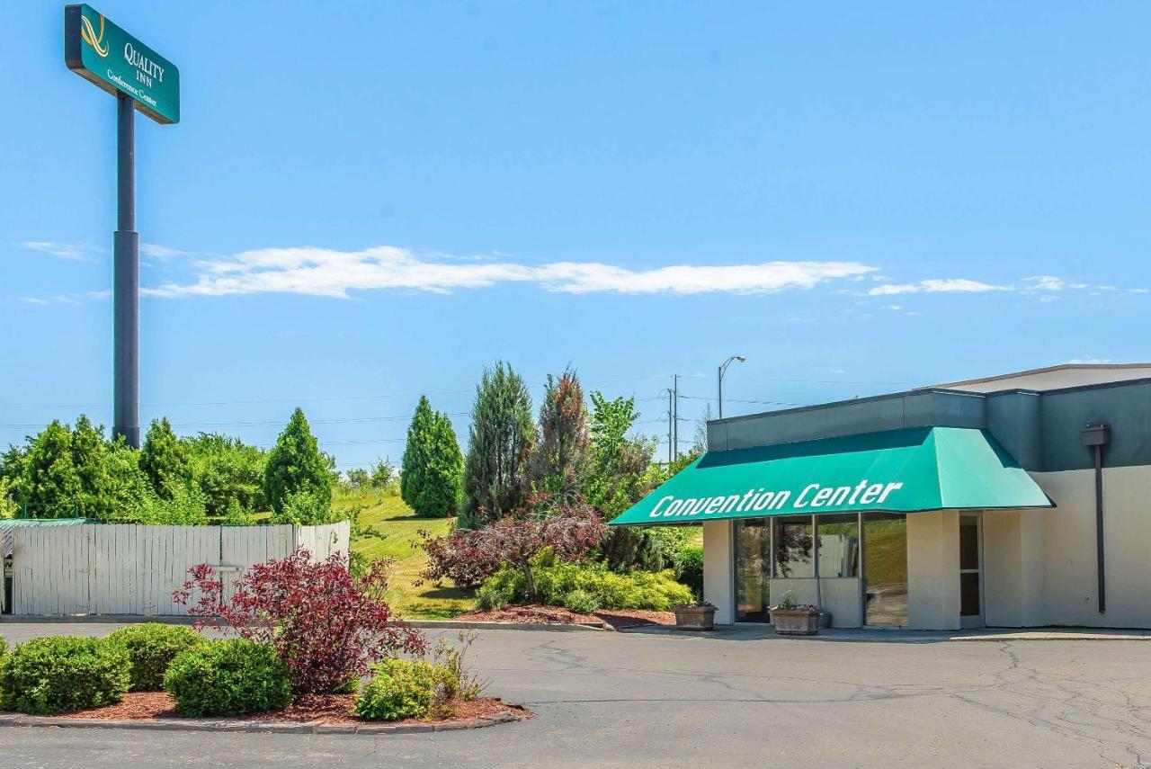 Quality Inn And Conference Center Springfield Exteriör bild